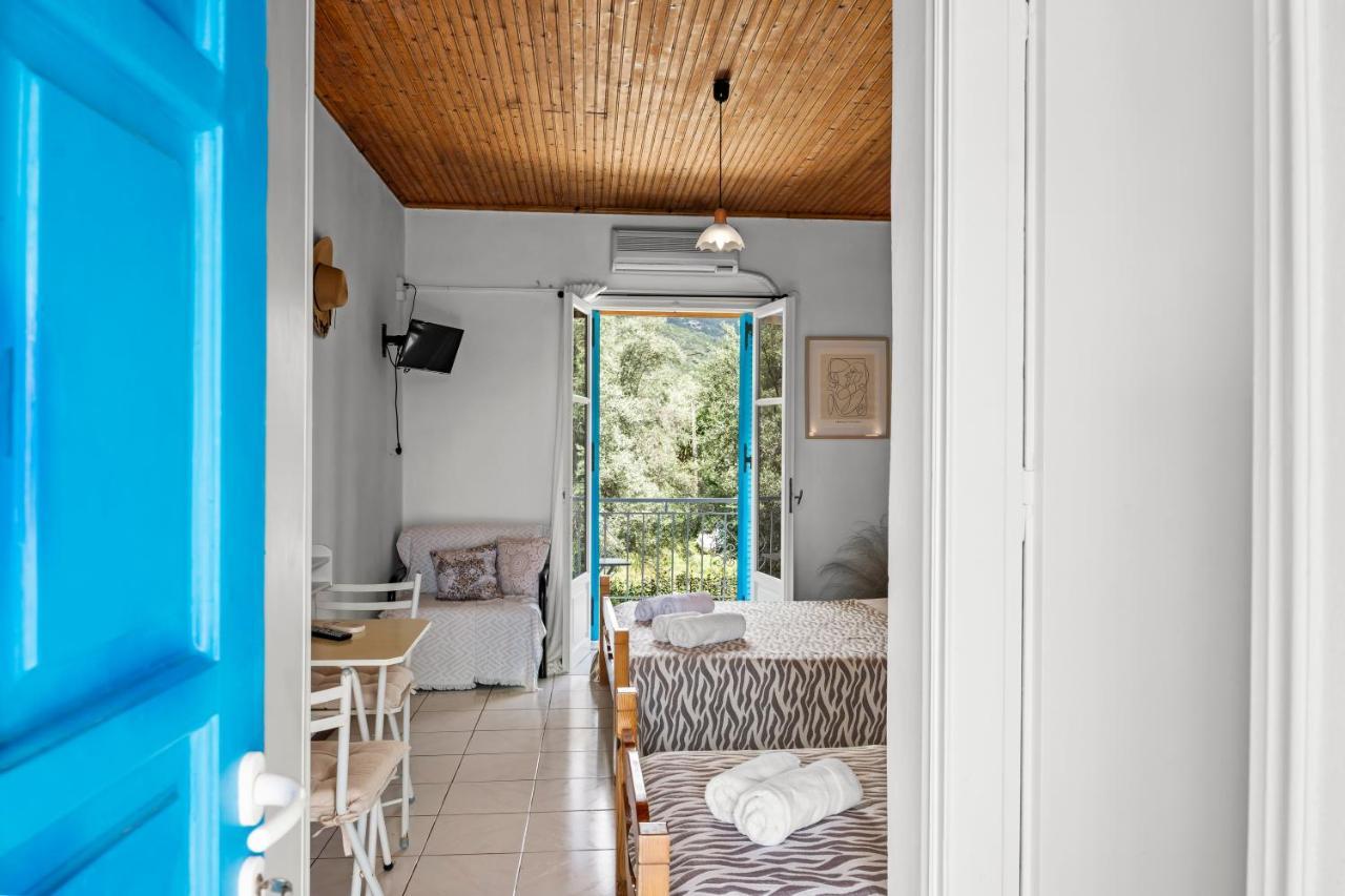 Oceanis Rooms Mikros Gialos Zewnętrze zdjęcie