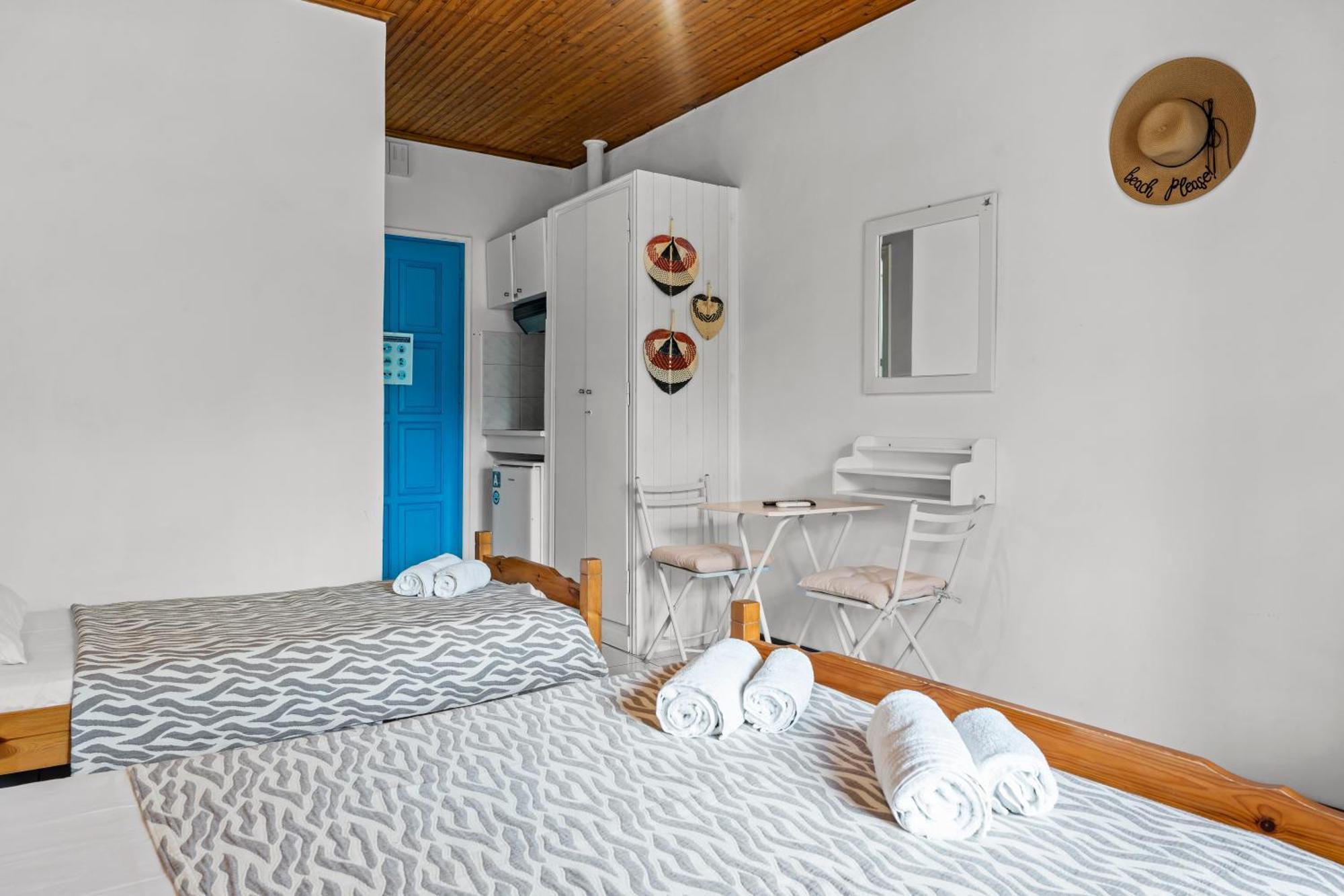 Oceanis Rooms Mikros Gialos Zewnętrze zdjęcie
